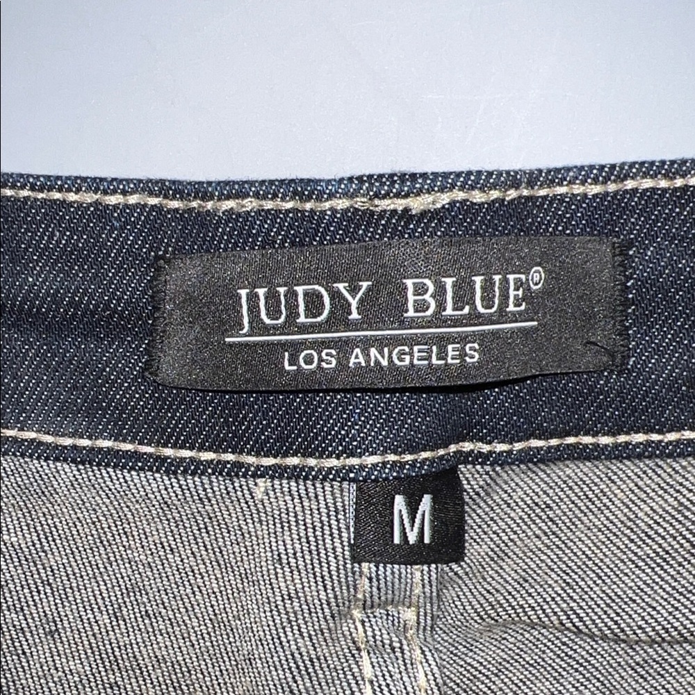 Judy Blue Women's Dark Blue Jean Cuffed Shorts M - Picture 4 of 7